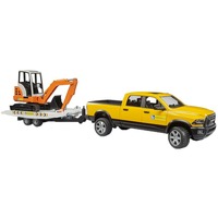 bruder 02546 RAM Rental Service mit Minibagger, Modellfahrzeug 